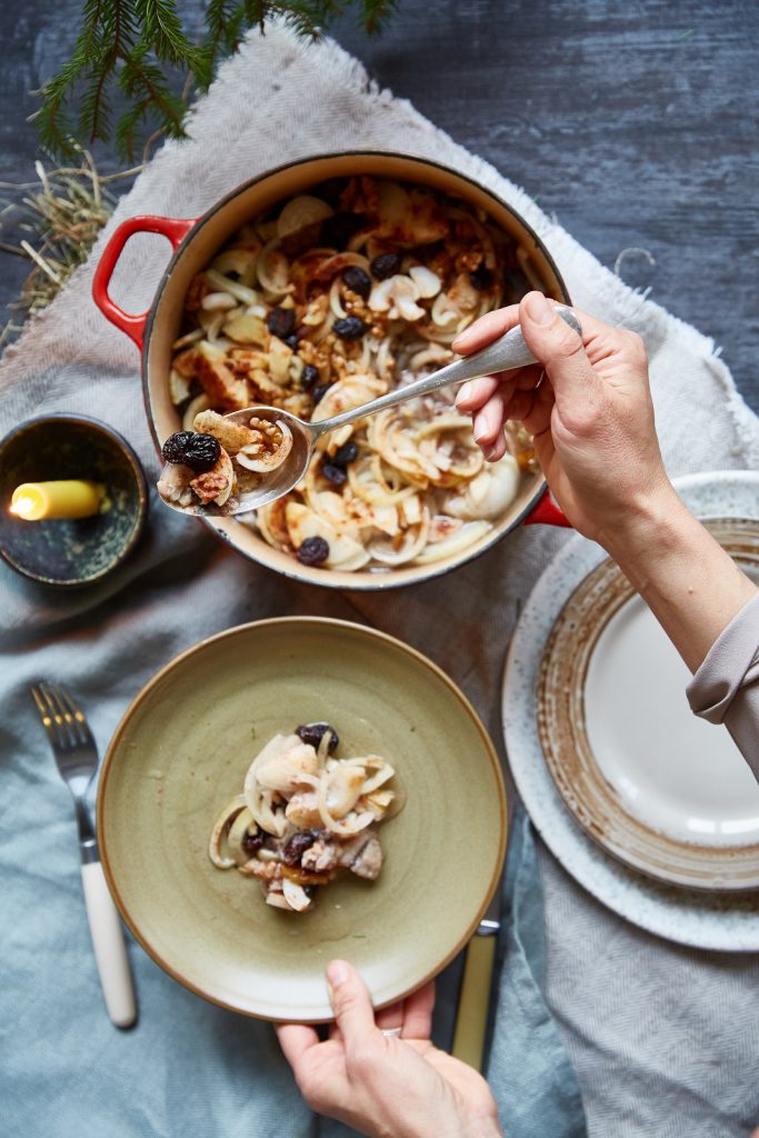 Vytenio kepta silkė su svogūnais